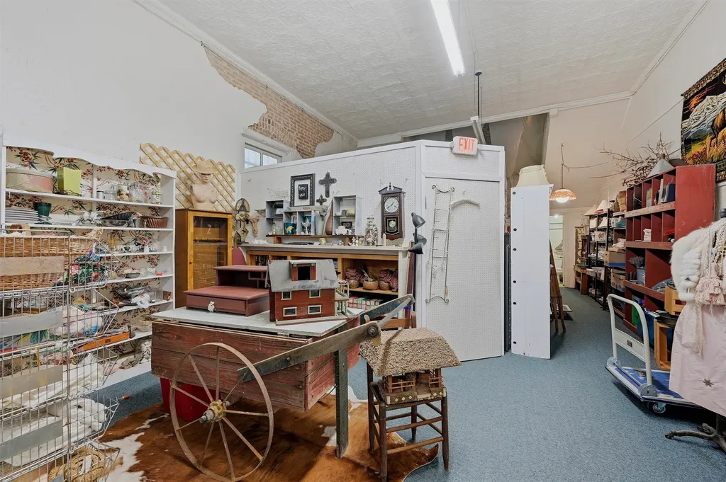 321 N Main Street Bonham TX 75418
