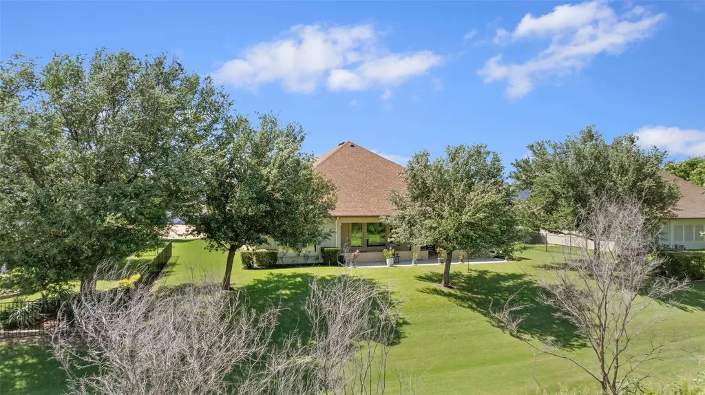 9909 Crestridge Drive Denton TX 76207