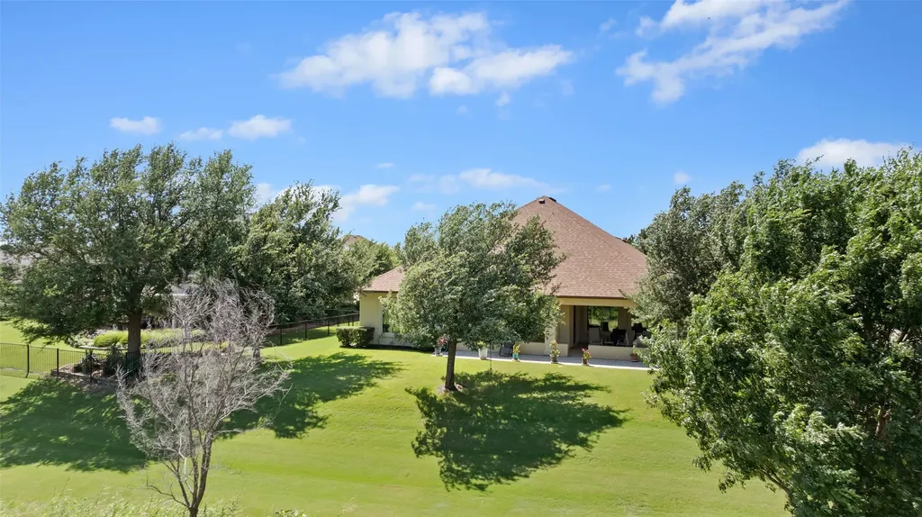 9909 Crestridge Drive Denton TX 76207