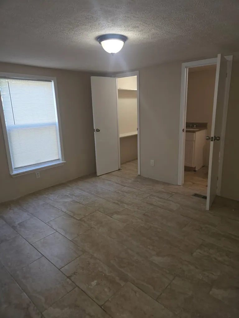 29 Thousands Oaks Drive Mansfield TX 76063