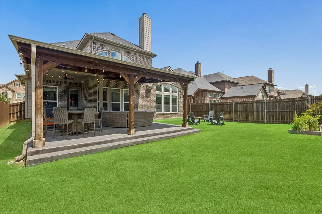 2412 Kingsgate Drive Little Elm TX 75068