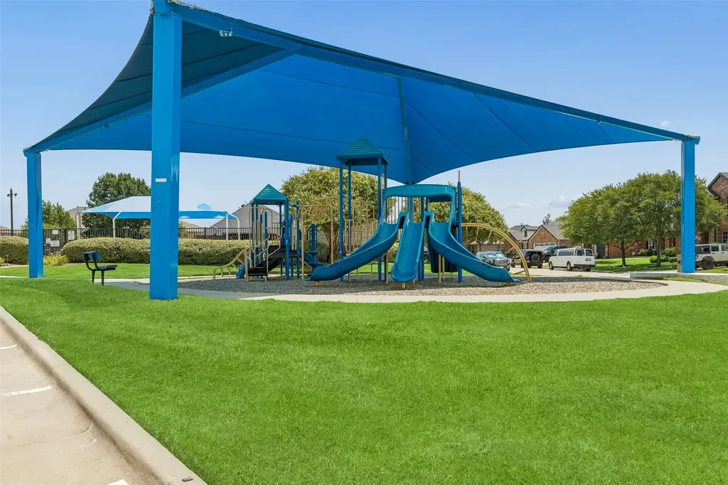 2412 Kingsgate Drive Little Elm TX 75068