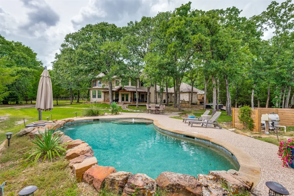 9011 Texas Trail Terrell TX 75160