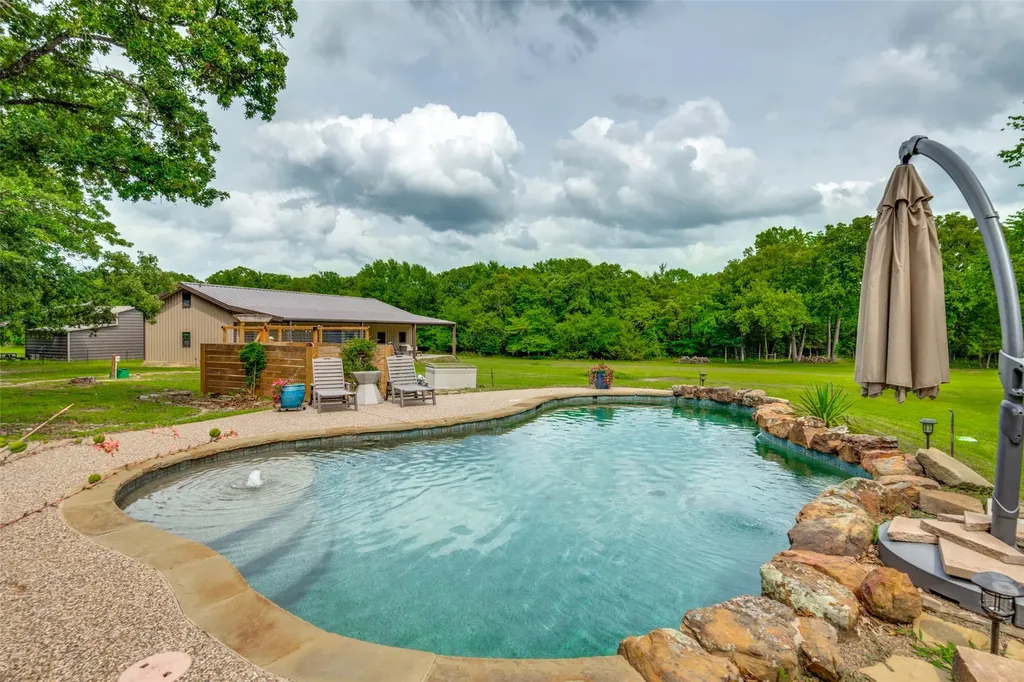 9011 Texas Trail Terrell TX 75160