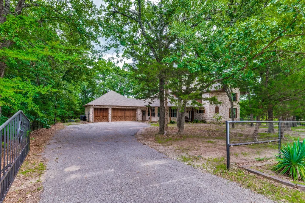 9011 Texas Trail Terrell TX 75160