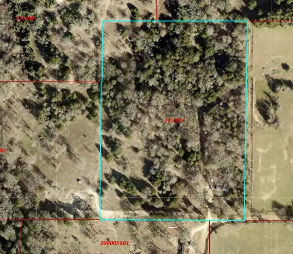 14598 County Road 1122 Athens TX 75751