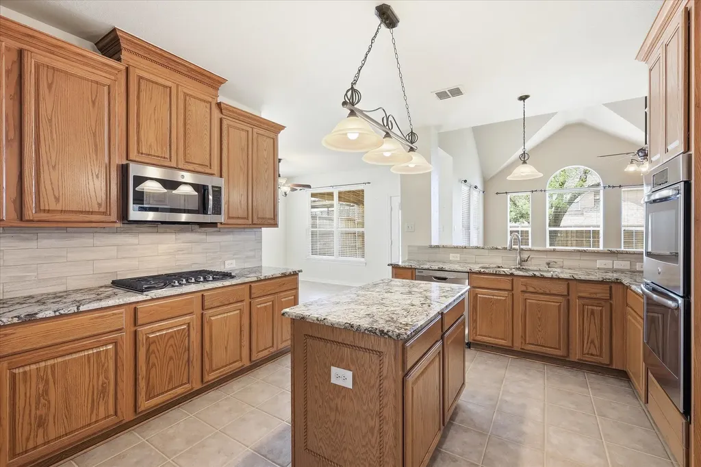 1401 Big Falls Drive Flower Mound TX 75028