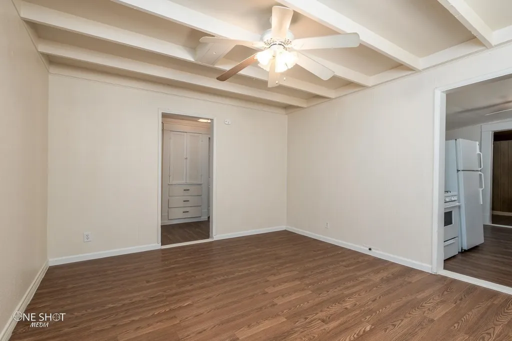 1711 N 3rd Street Abilene TX 79603