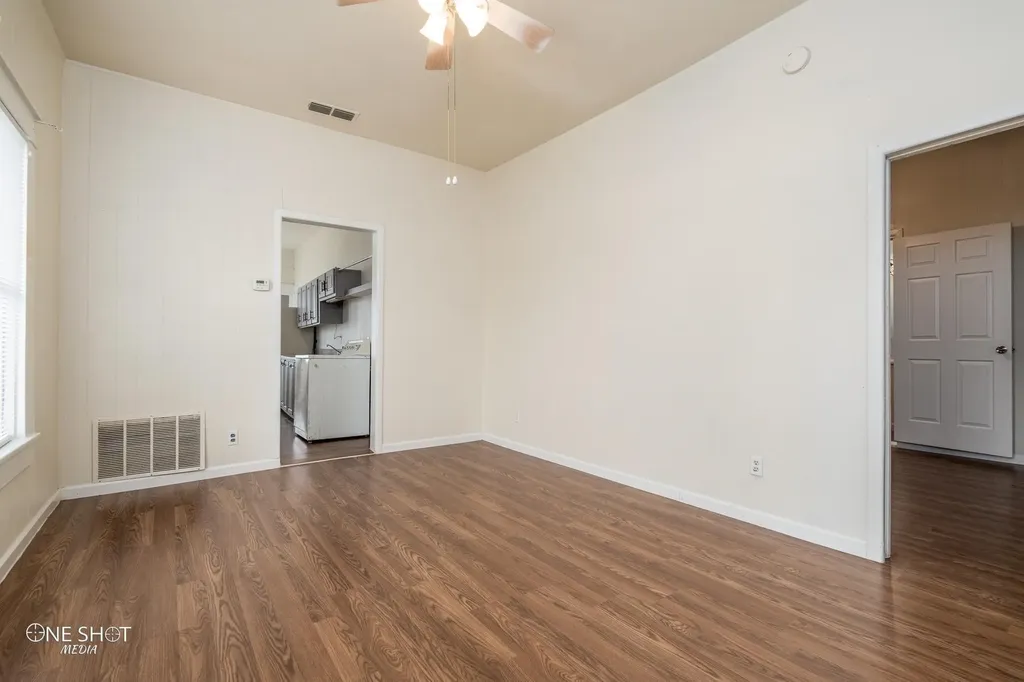 1711 N 3rd Street Abilene TX 79603