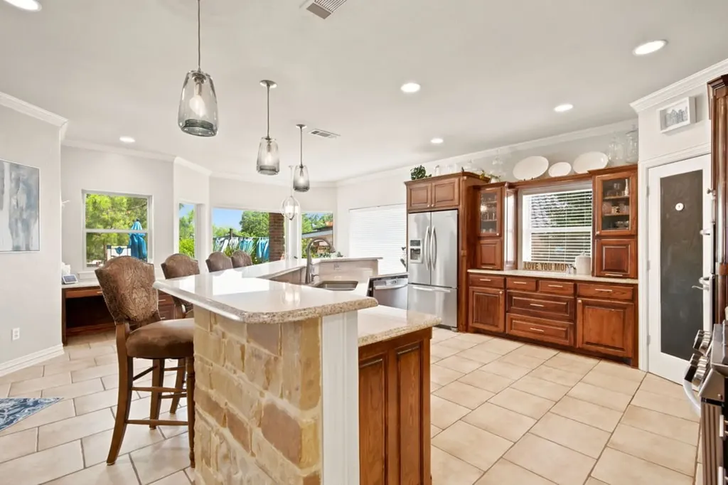 325 Driftwood Court Azle TX 76020