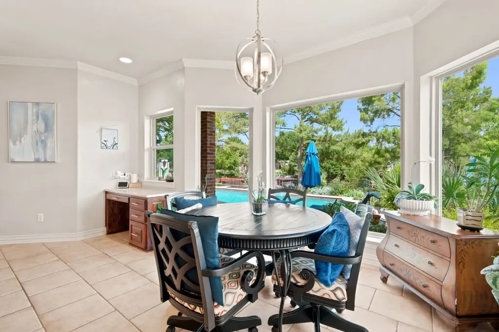 325 Driftwood Court Azle TX 76020