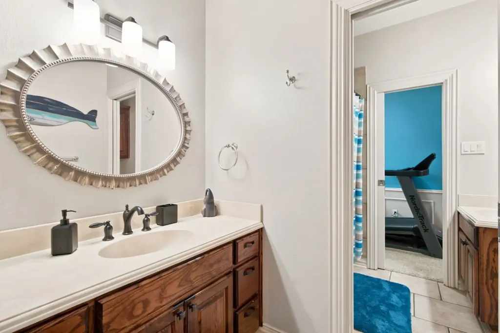 325 Driftwood Court Azle TX 76020