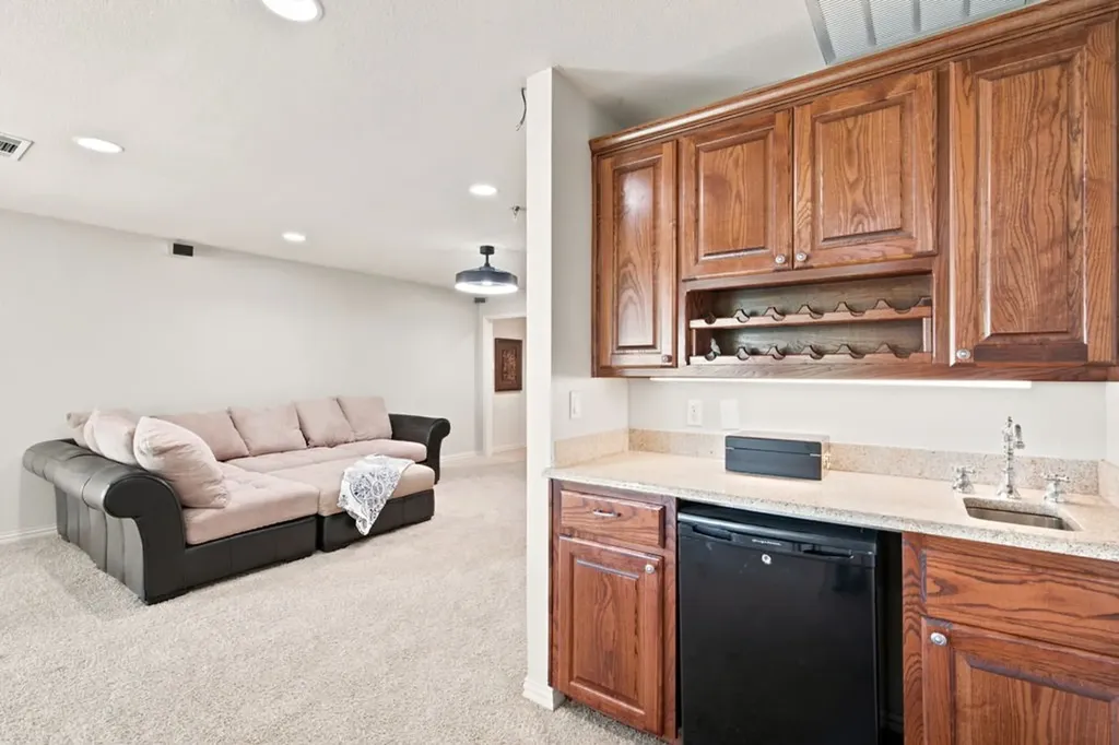 325 Driftwood Court Azle TX 76020