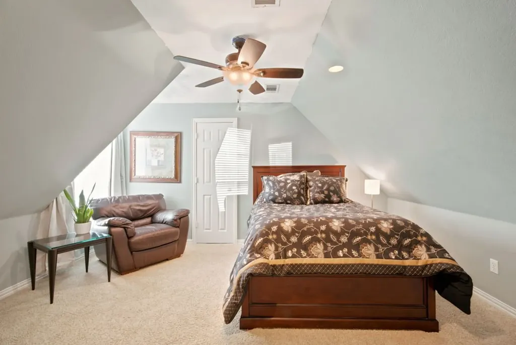 325 Driftwood Court Azle TX 76020