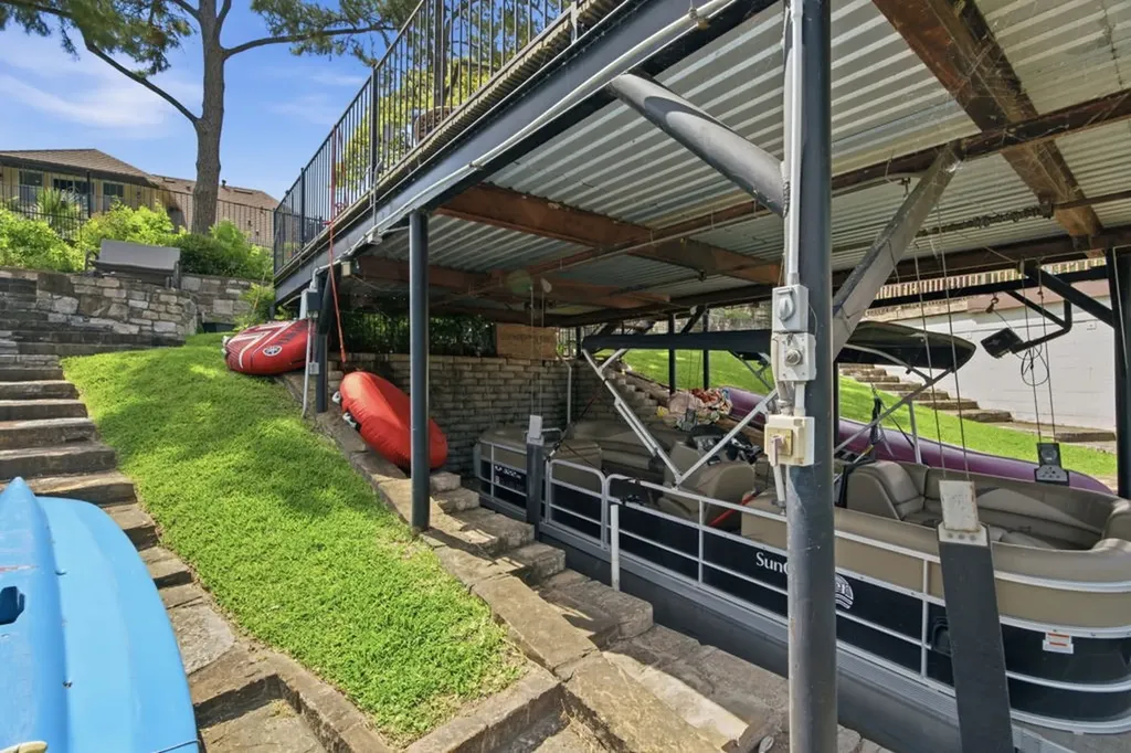 325 Driftwood Court Azle TX 76020