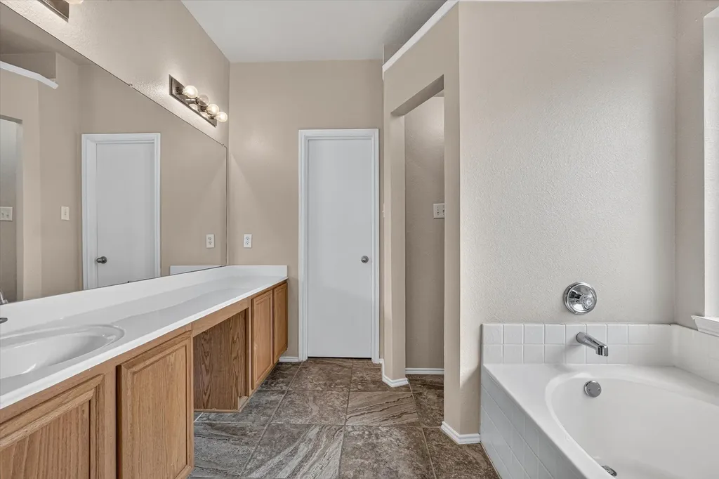 1412 Constantina Drive Denton TX 76207