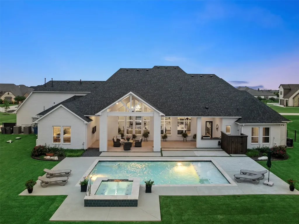 701 Inverness Lane Lucas TX 75002