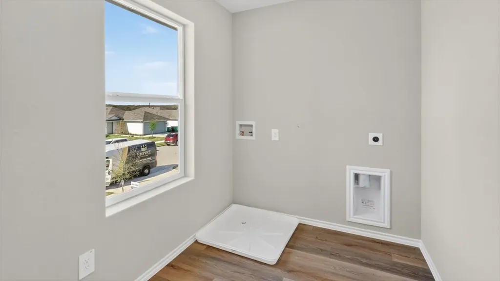 133 Mach Way Mineral Wells TX 76067