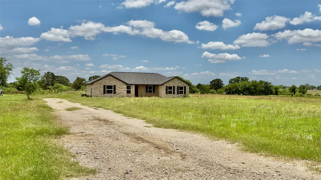 2607 Vz County Road 2403 Canton TX 75103