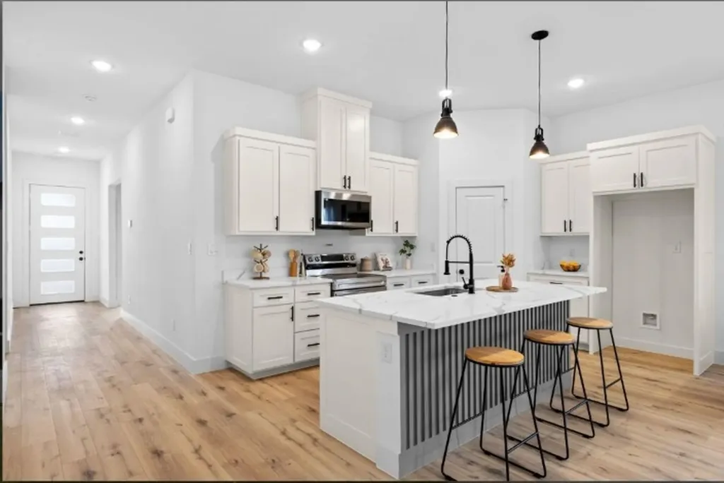 5516 Helmick Avenue Fort Worth TX 76107