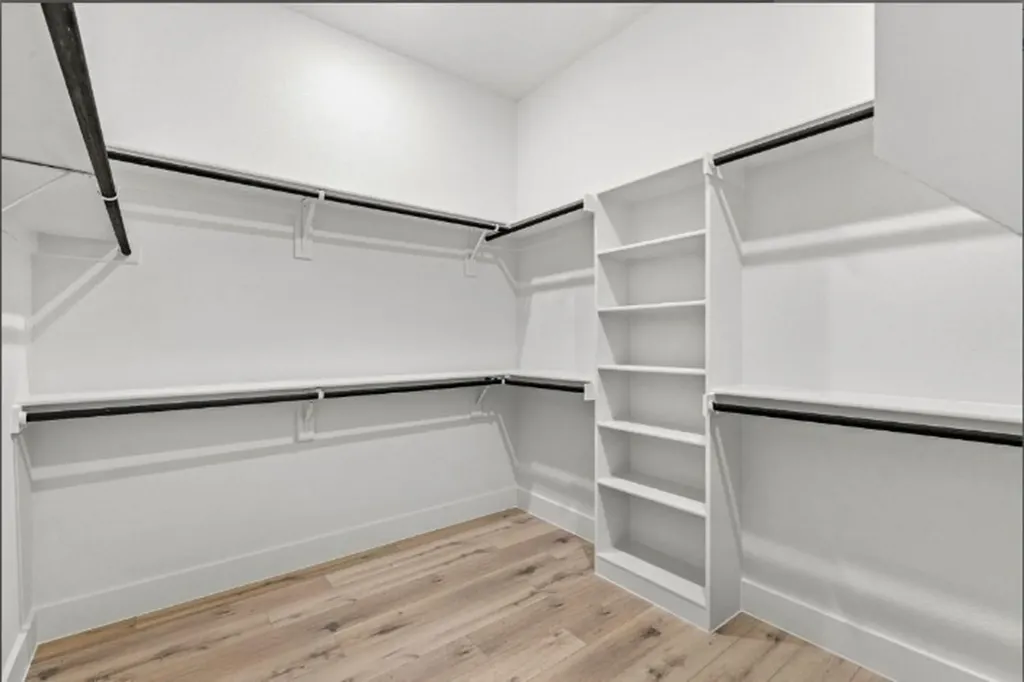 5516 Helmick Avenue Fort Worth TX 76107