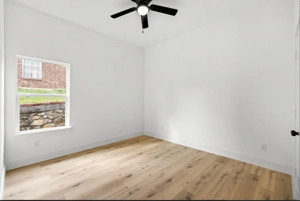 5516 Helmick Avenue Fort Worth TX 76107