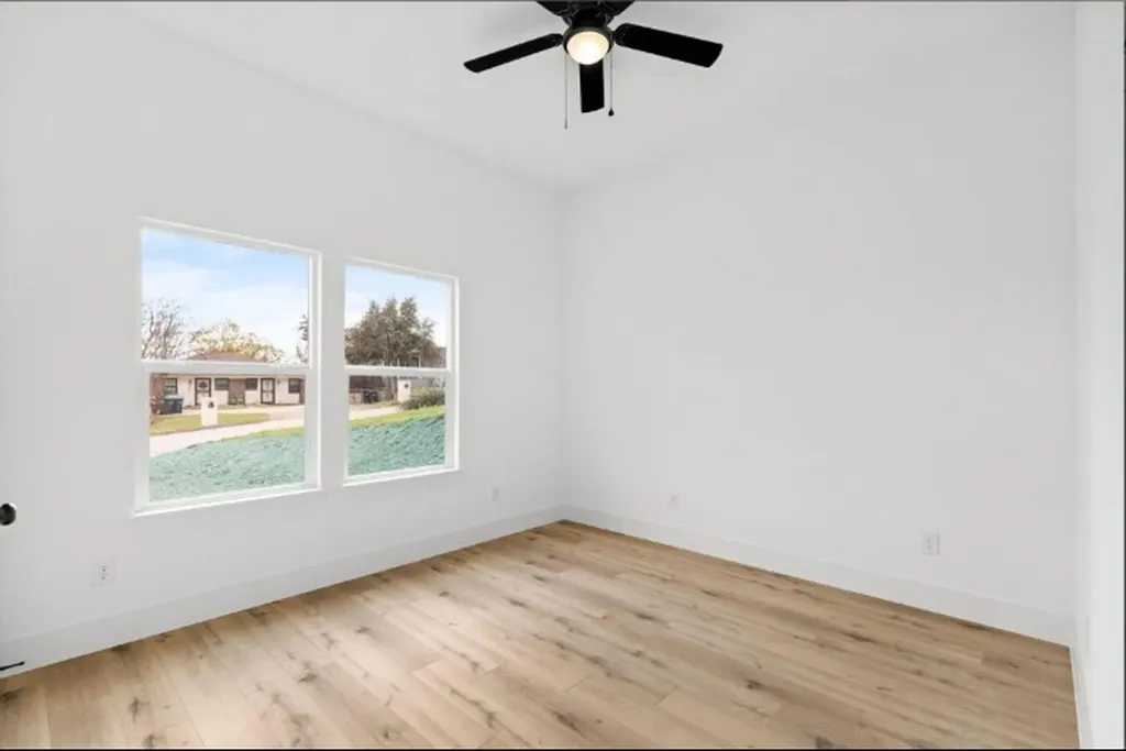 5516 Helmick Avenue Fort Worth TX 76107