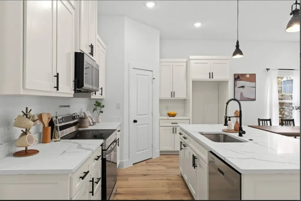 5516 Helmick Avenue Fort Worth TX 76107