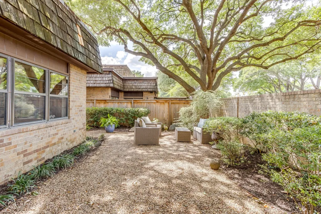 3000 Tanglewood Park W Fort Worth TX 76109