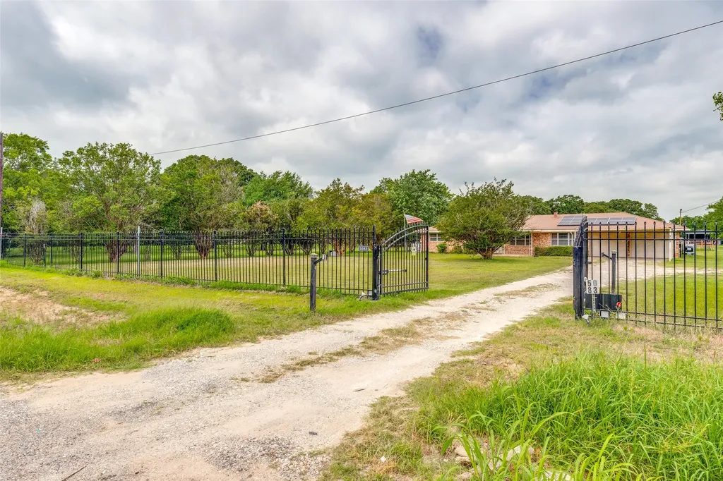 5083 N State Highway 78 Highway Bonham TX 75418