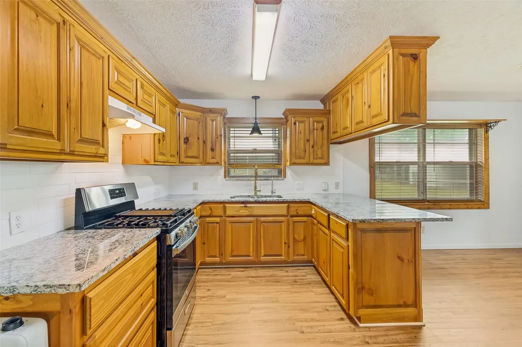 5083 N State Highway 78 Highway Bonham TX 75418