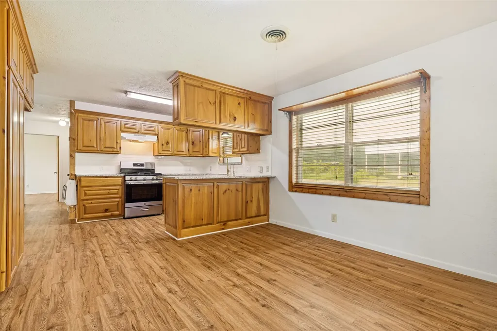 5083 N State Highway 78 Highway Bonham TX 75418