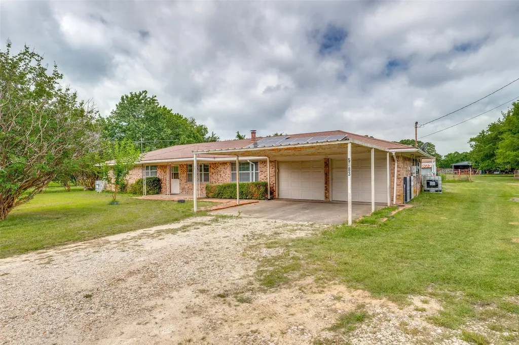 5083 N State Highway 78 Highway Bonham TX 75418