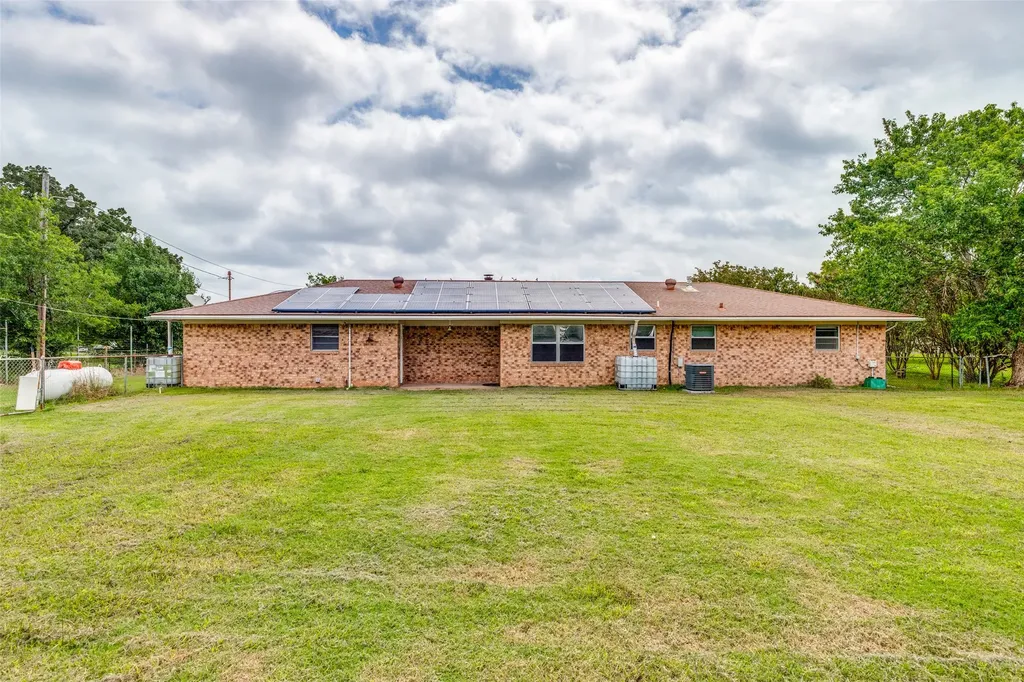 5083 N State Highway 78 Highway Bonham TX 75418