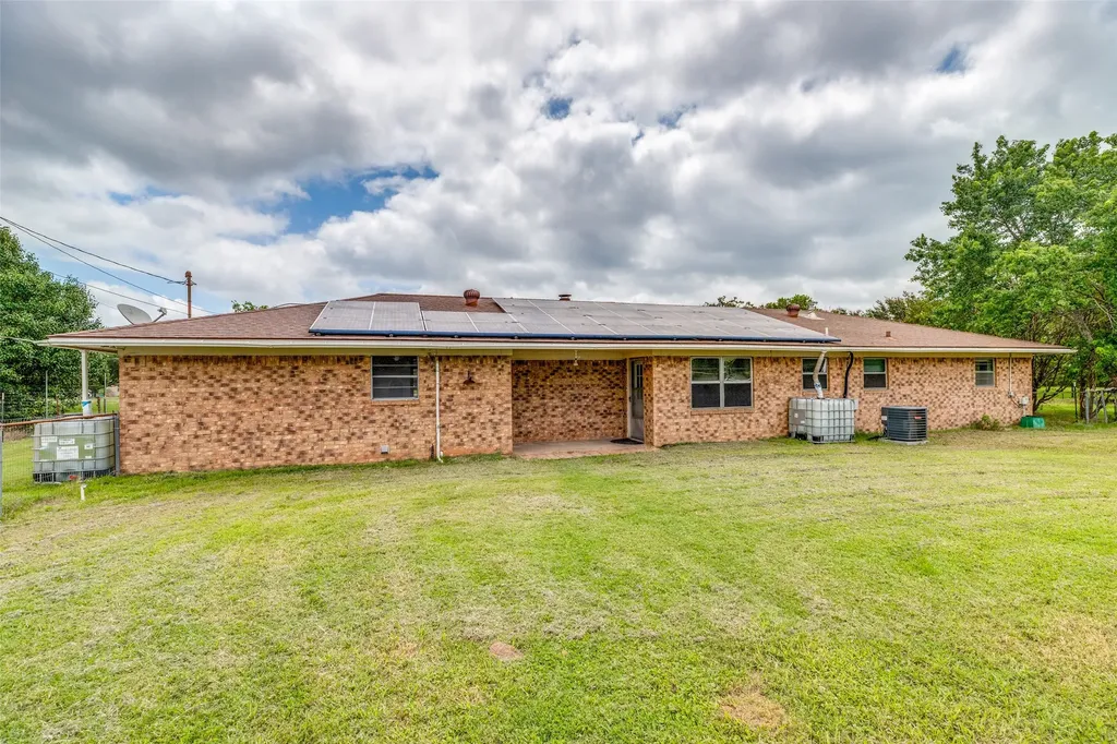 5083 N State Highway 78 Highway Bonham TX 75418