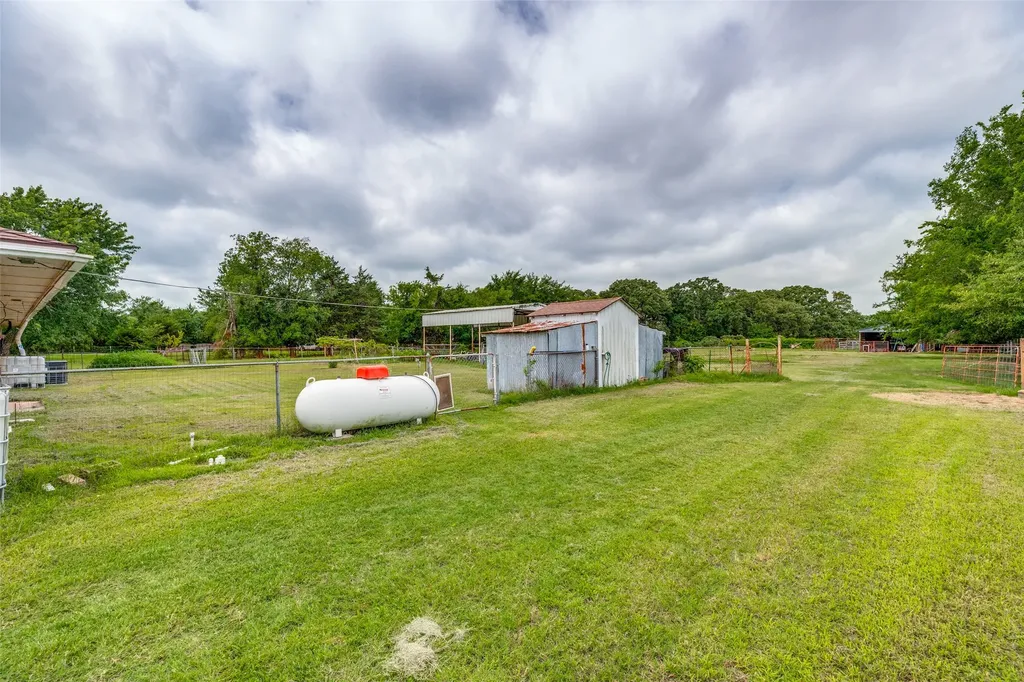 5083 N State Highway 78 Highway Bonham TX 75418