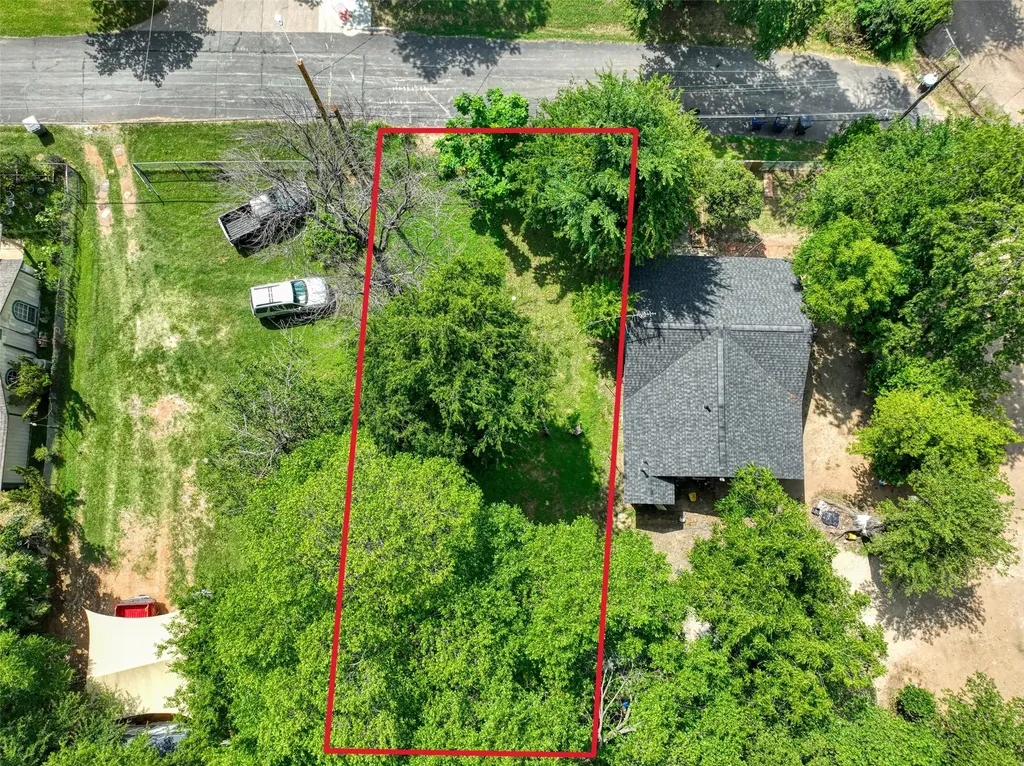 3907 Agnes Street Dallas TX 75210