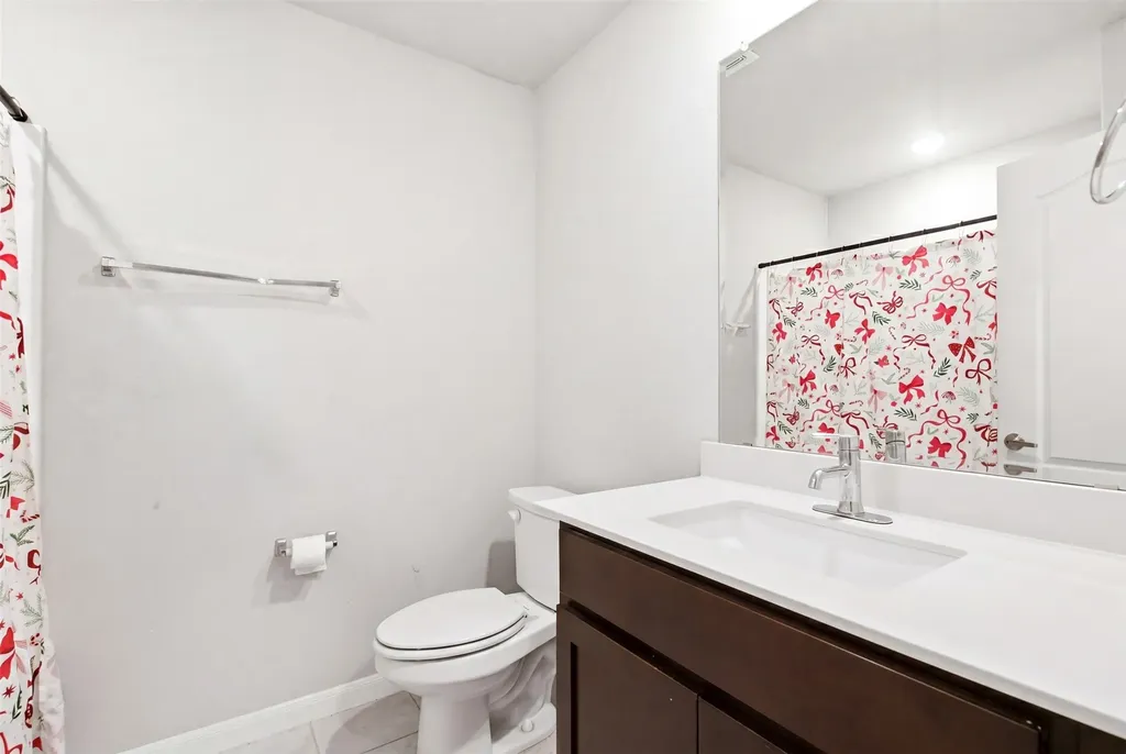 1136 Country Glen Drive Godley TX 76044