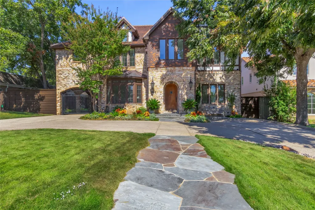 6743 Gaston Avenue Dallas TX 75214