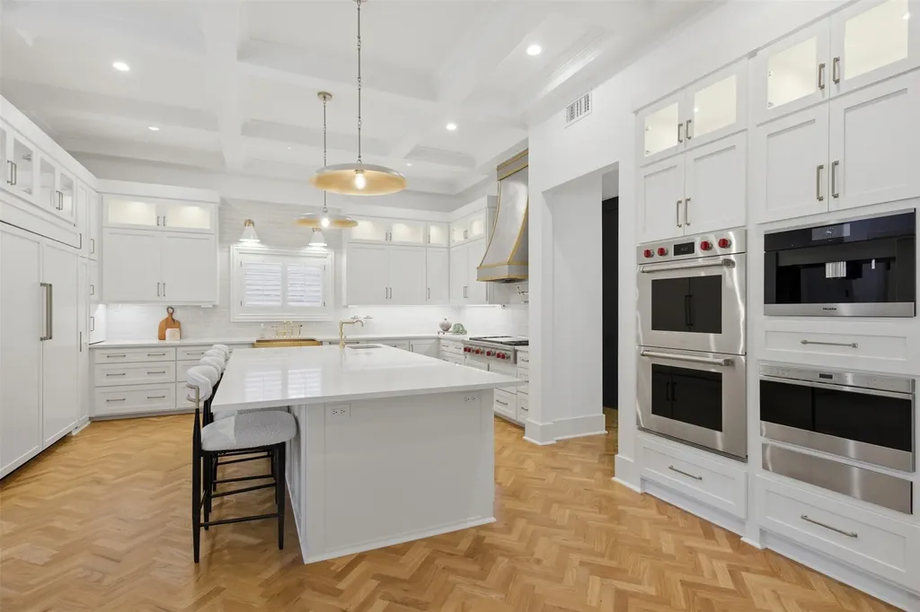 6743 Gaston Avenue Dallas TX 75214