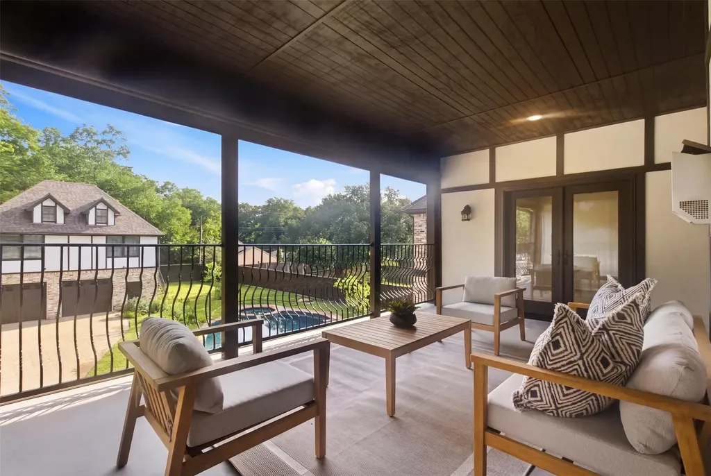 6743 Gaston Avenue Dallas TX 75214