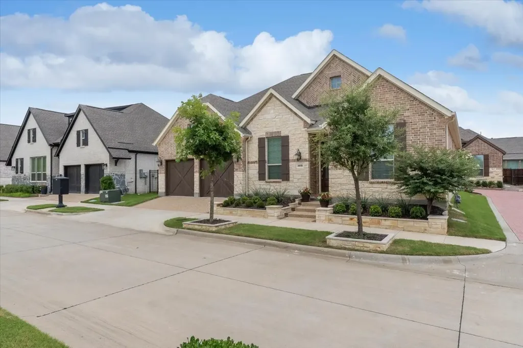 4619 Magnolia Park Drive Arlington TX 76005