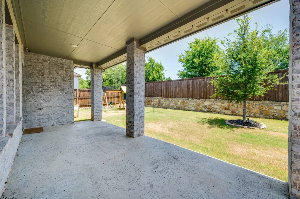 137 Glenwood Drive Oak Point TX 75068