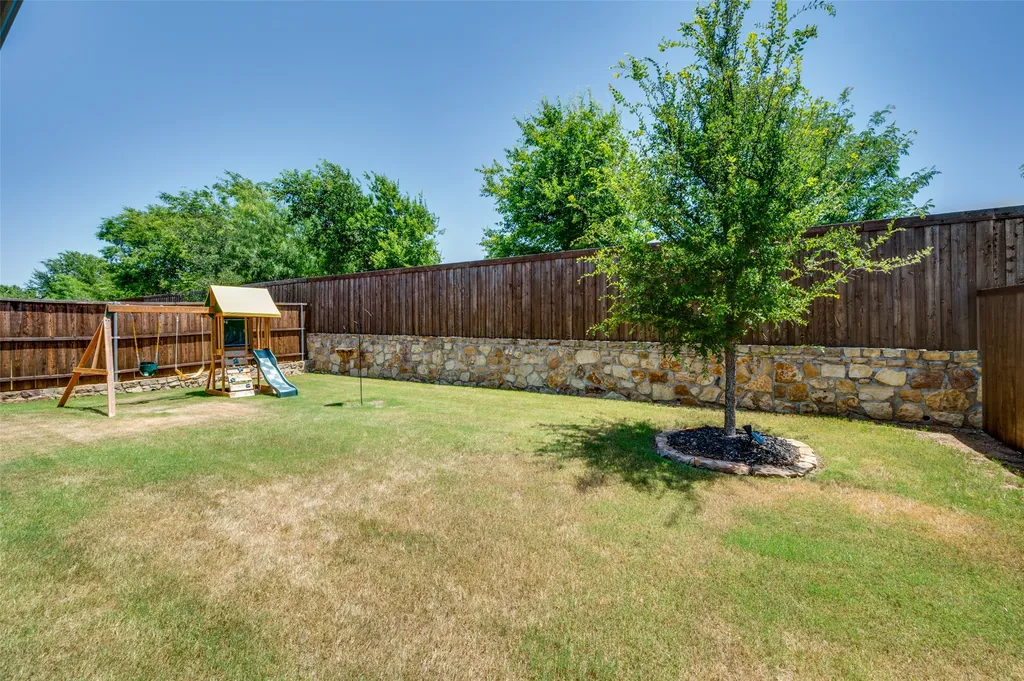 137 Glenwood Drive Oak Point TX 75068