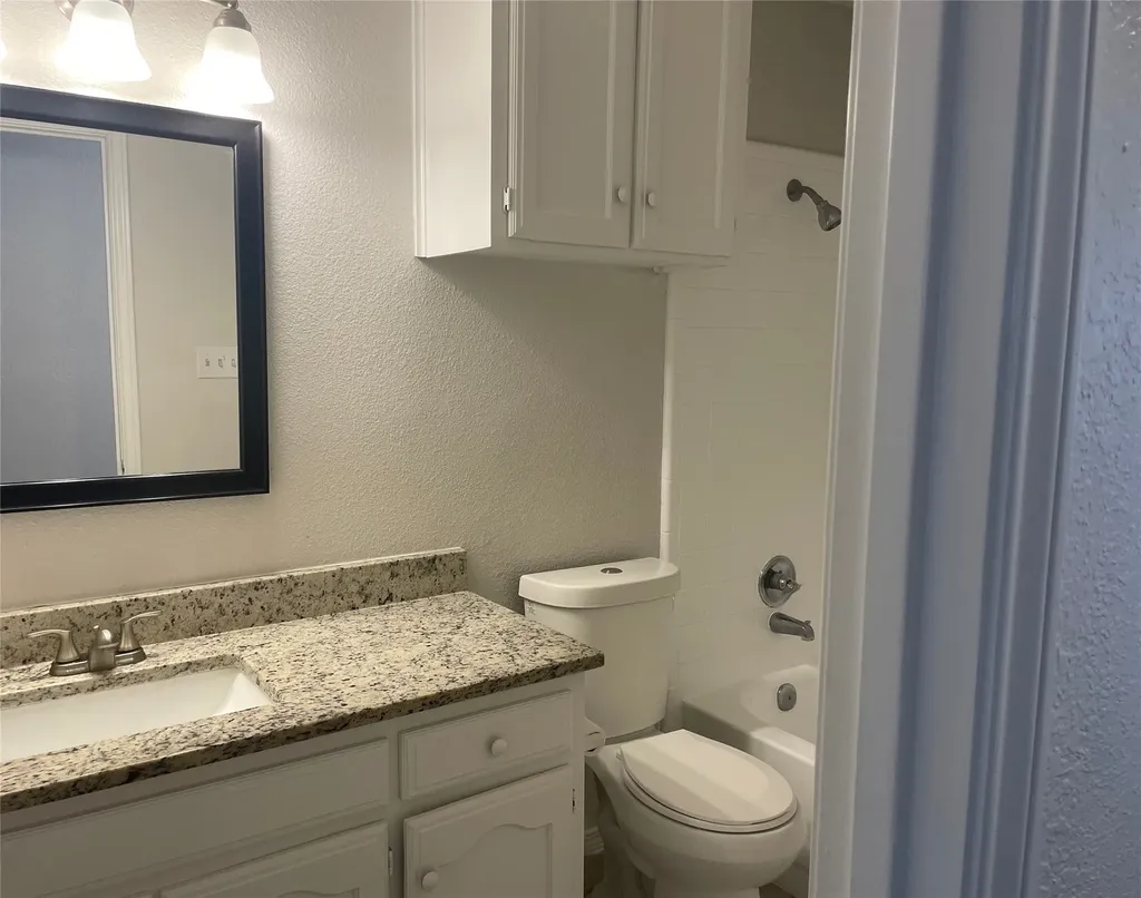516 Erikson Trail Irving TX 75060