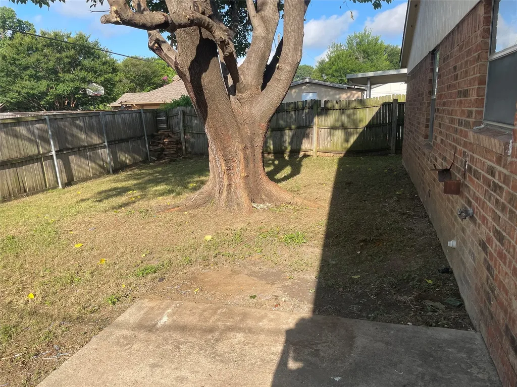 516 Erikson Trail Irving TX 75060