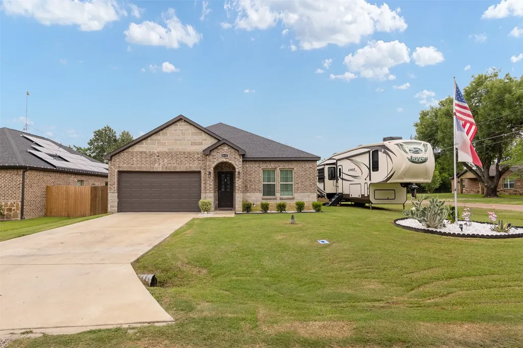 8112 Lakeshore Drive Kemp TX 75143
