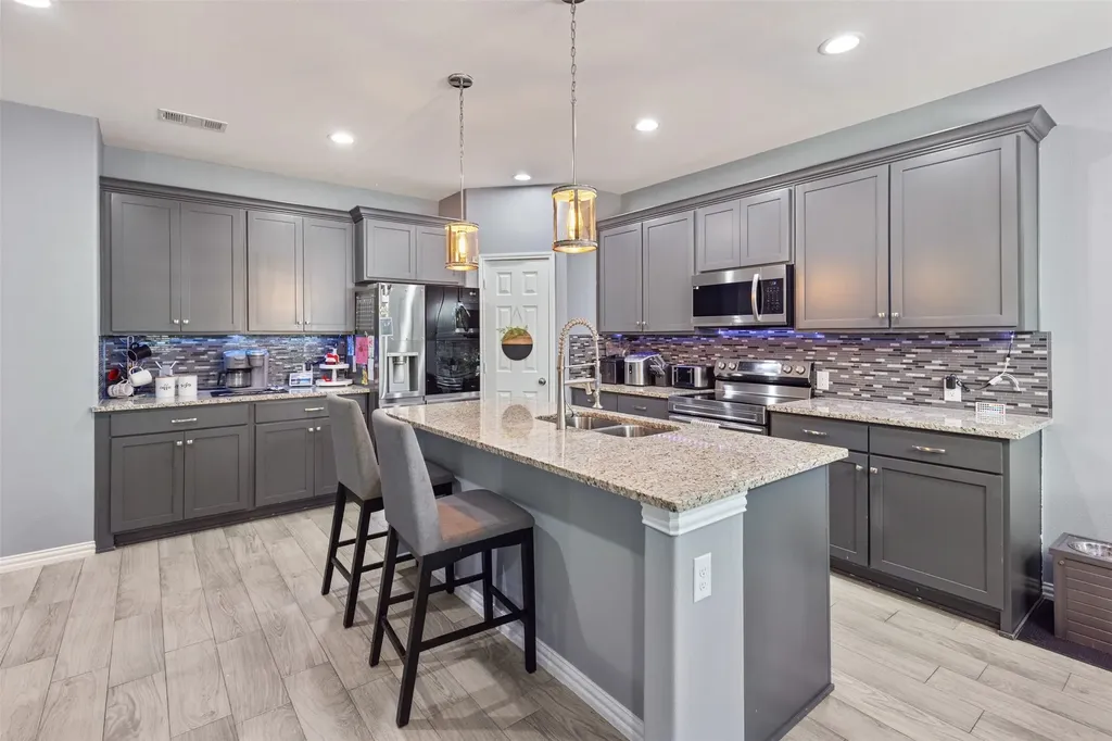8112 Lakeshore Drive Kemp TX 75143