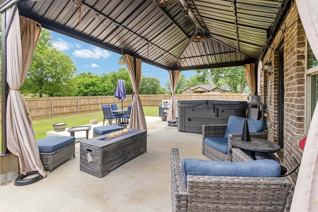 8112 Lakeshore Drive Kemp TX 75143