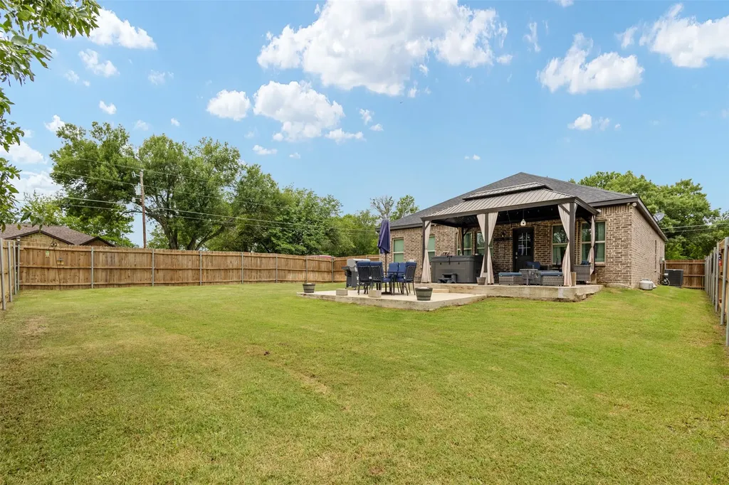 8112 Lakeshore Drive Kemp TX 75143